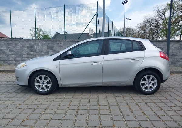 Fiat Bravo cena 18700 przebieg: 139730, rok produkcji 2009 z Lubliniec małe 137
